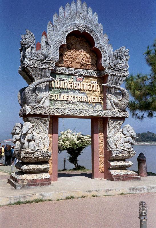 Thai2002_0043.JPG